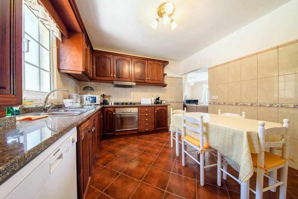 Casa Do Tornadouro Villa ปอนตา ดู โซล ภายนอก รูปภาพ