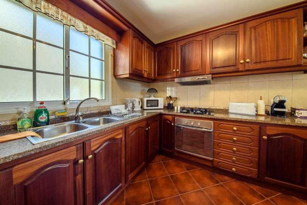 Casa Do Tornadouro Villa ปอนตา ดู โซล ภายนอก รูปภาพ